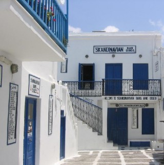 Skandinavian bar Mykonos Island