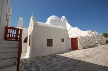 CHURCH OF PANAGIA PARAPORTIANI AT MYKONOS