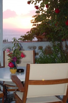 ΝΑΖΟΣ ΞΕΝΟΔΟΧΕΙΟ  HOTEL NAZOS 13